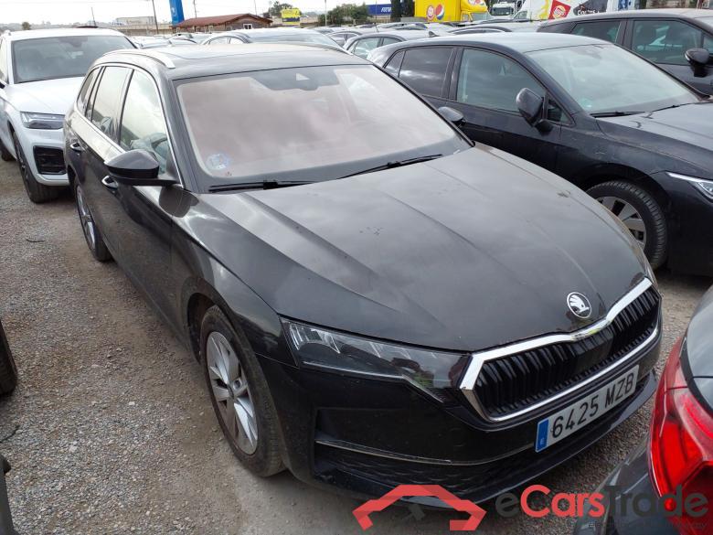 SKODA Octavia 1.5 TSI 110kW (150CV) m-HEV DSG 7 vel. Automático Combi Design (Pano) #1