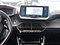 preview Peugeot 208 #5