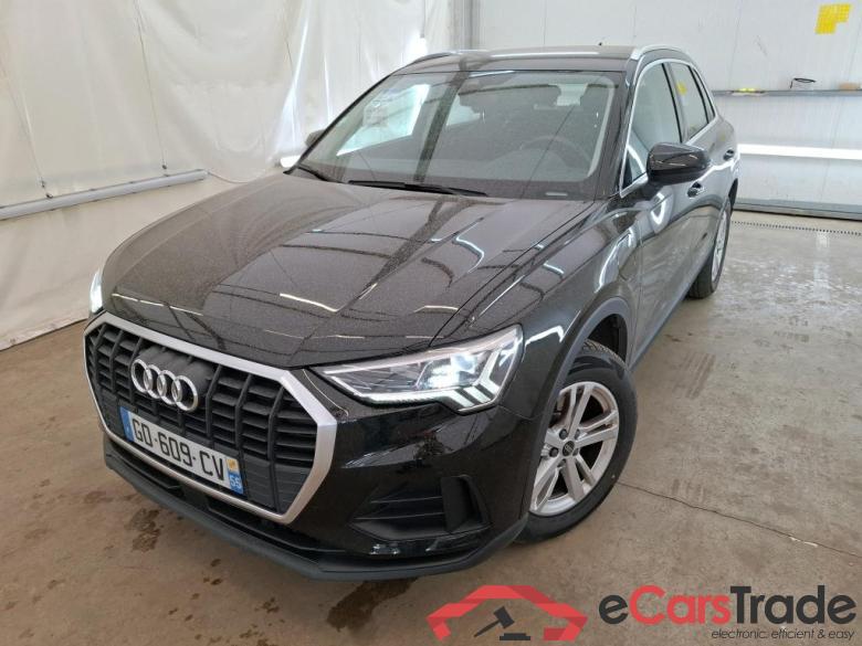 AUDI Q3 / 2018 / 5P / SUV 45 TFSI E 245 S TRONIC BUSINESS LINE #1