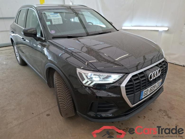 AUDI Q3 / 2018 / 5P / SUV 45 TFSI E 245 S TRONIC BUSINESS LINE #4