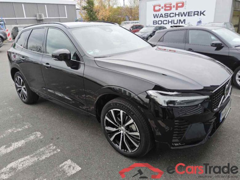 Volvo XC60 (03.2017->) DE - SUV5 B5 (Benzin) AWD EU6d, Plus Dark Mild-Hybrid (EURO 6d), (Facelift) 2022 #2