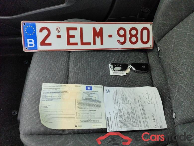 Volkswagen Golf VIII 1.0 eTSI 81kW Life Business DSG 5d #4