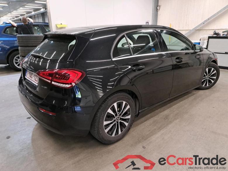 MERCEDES - MER A 180 d 116PK DCT Business Solution & Plus Pack & Trailer Towing Hook #2