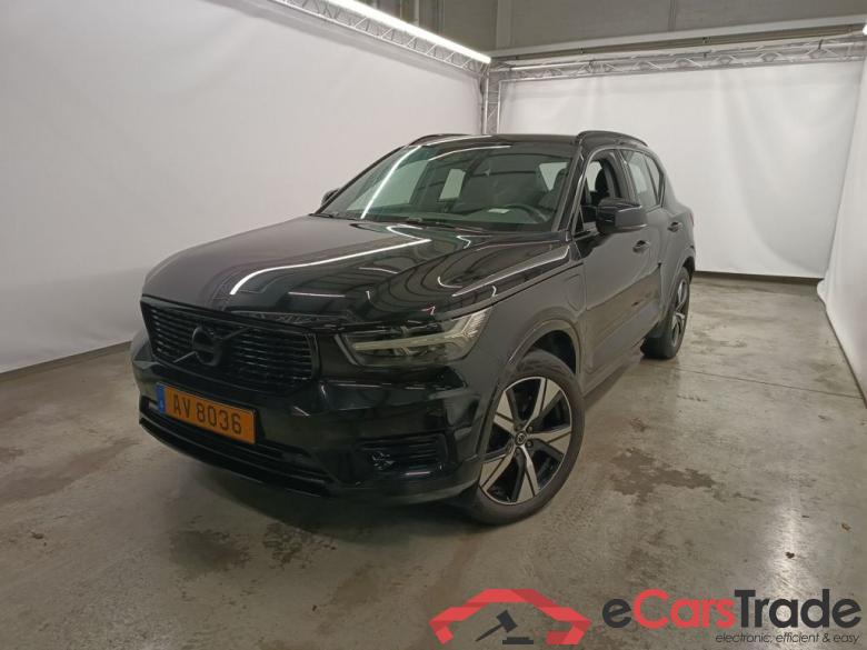 VOLVO XC40 1.5 T5 180 Recharge R-Design DCT 5d #1