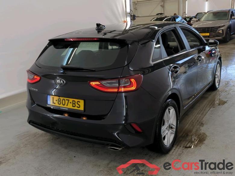 Kia Ceed 1.0 T-GDi DynamicLine 5d #2