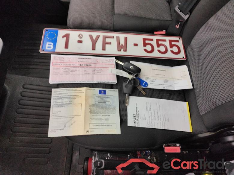 Renault Master L2H2 E. Bl. dCi 150 - 3.5 AMT G. Confort 4d #4