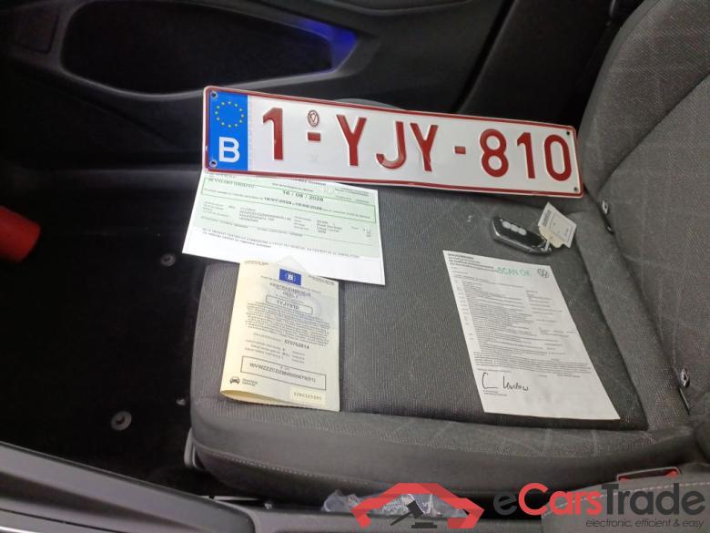 Volkswagen Golf VIII 2.0 TDI 85kW Life 5d #4