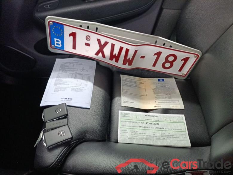 Volvo XC60 T8 e4x4 Geartronic Momentum Pro 5d #4