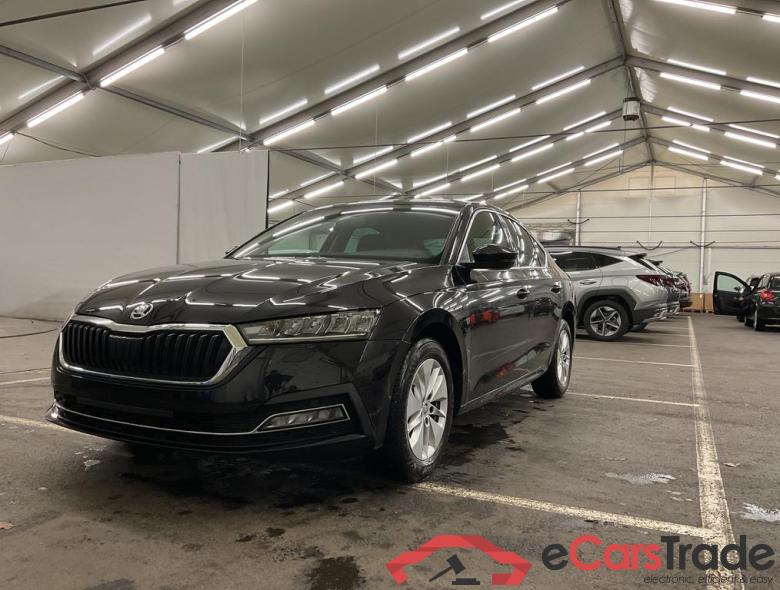 SKODA Octavia Octavia Clever 1,0 TSI m-HEV 81 kW 7-speed automat. #1