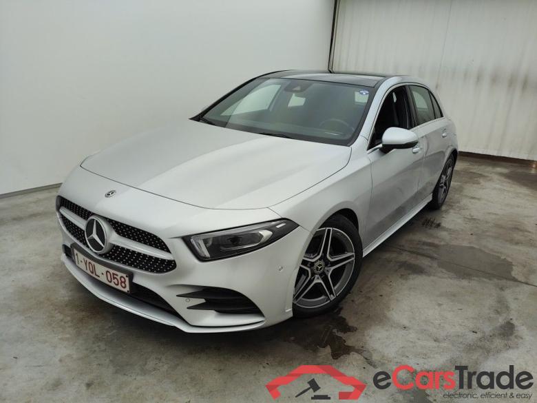 Mercedes-Benz A-Klasse A 180 Aut. 5d #1