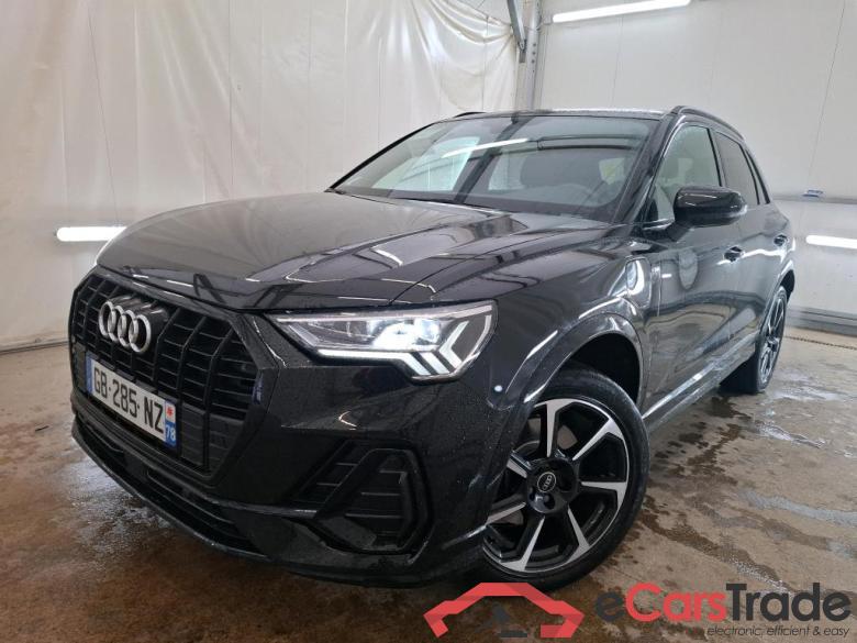 AUDI Q3 / 2018 / 5P / SUV 45 TFSI E 245 S TRONIC S LINE #1