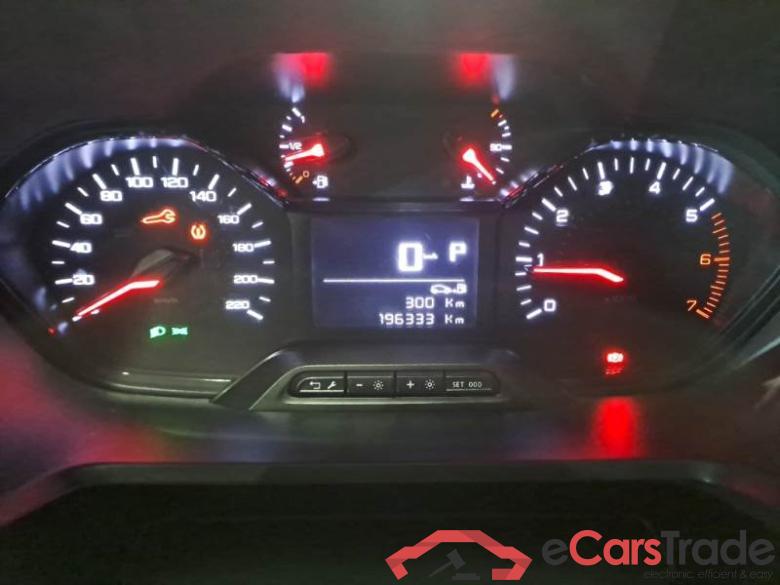 PEUGEOT PARTNER / 2018 / 4P / VETT. FURGONATA L1 BLUEHDI 130CV EAT8 PREMIUM #4