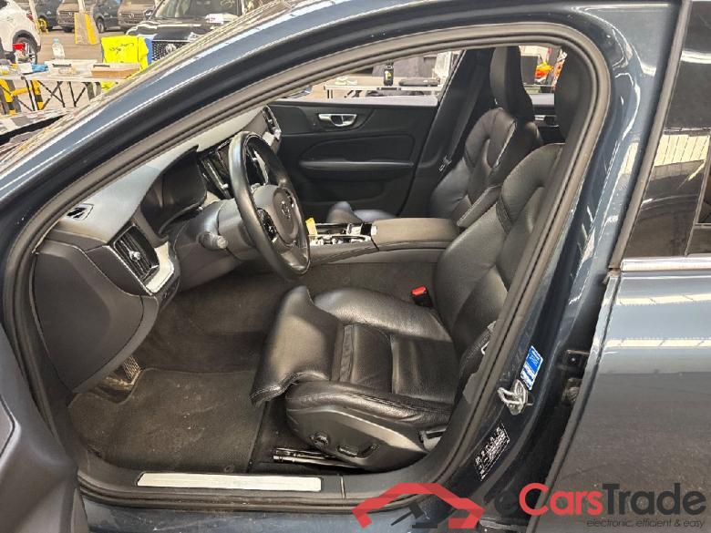 V60 Kombi Inscription Recharge Plug-In Hybrid AWD 2.0 T6 251KW AT8 E6d #4