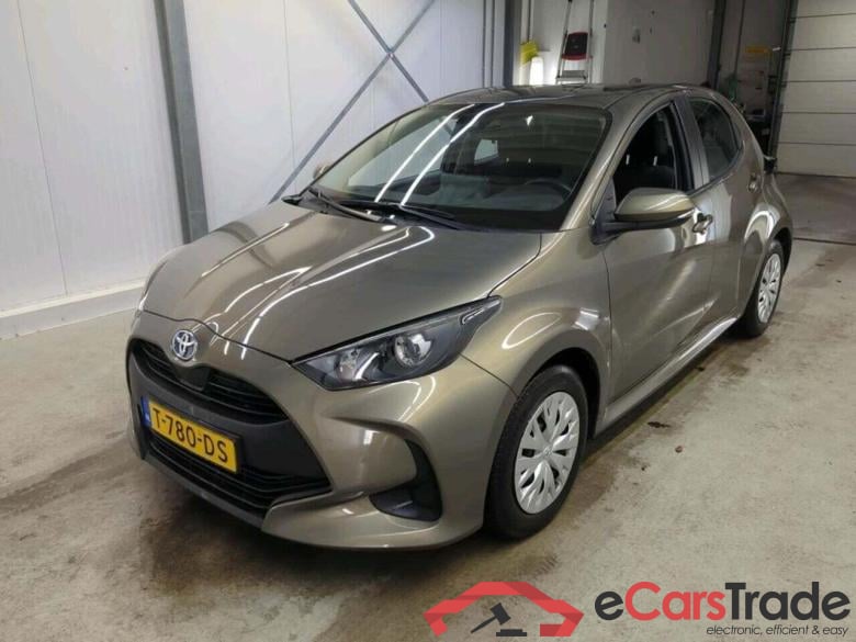 TOYOTA Yaris 1.5 Hyb. Active