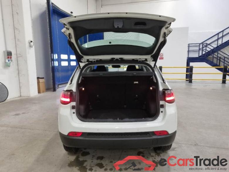 JEEP COMPASS / 2021 / 5P / SUV 1.6 MJET II 96KW LONGITUDE #5