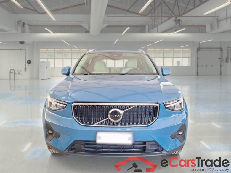 VOLVO XC40 / 2021 / 5P / SUV B4 AWD AUTOMATICO CORE #6