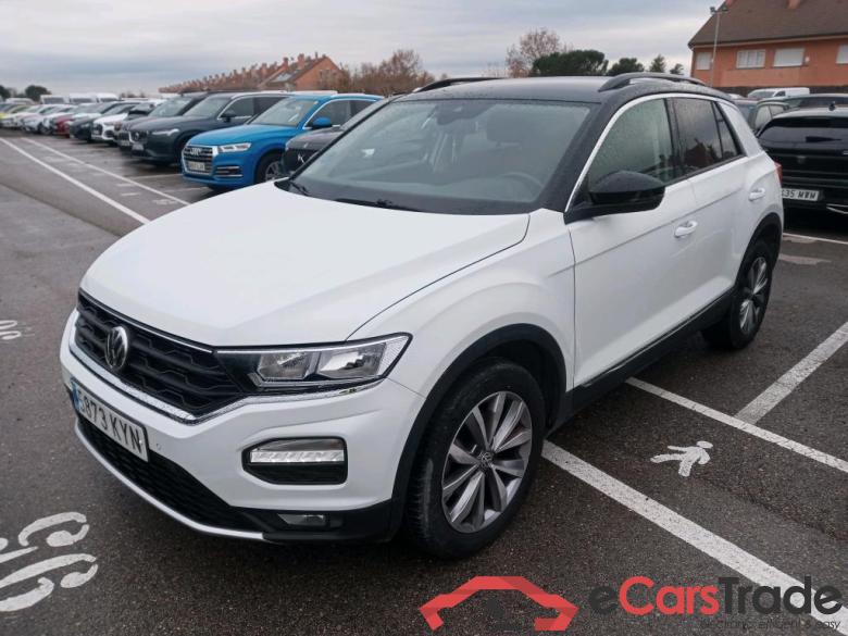 VOLKSWAGEN T-Roc / 2017 / 5P / todoterreno Advance Style 1.0 TSI 85kW (115CV) #1