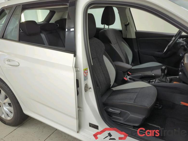 Škoda Kamiq 1.0 TSI Greentech 81kW Business Edition 5d #3