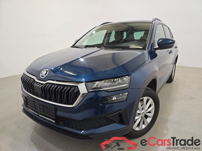 Skoda Karoq 1.0 TSI Ambition LED Navi KeylessGo Camera Klima PDC ... #1