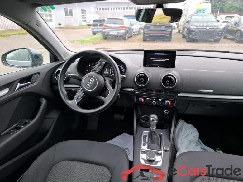AUDI A3 Sportback / 2016 / 5P / Berline 35 TFSI 150 COD S TRONIC BUSINESS LINE #5