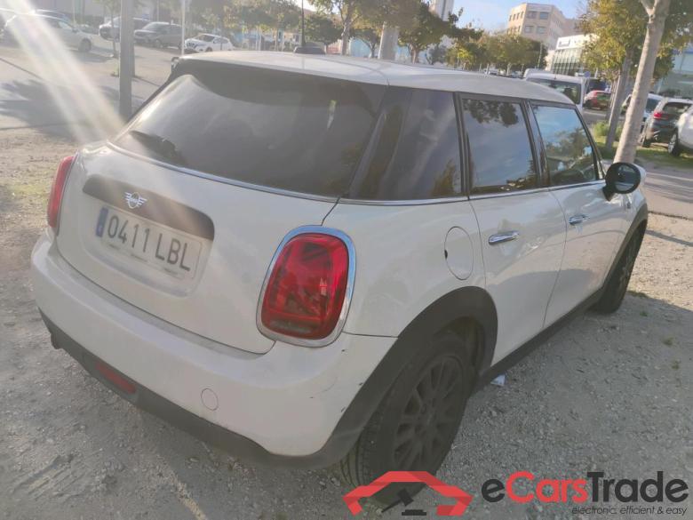 MINI MINI / 2014 / 5P / berlina con portón ONE 5 PUERTAS (CX) #2