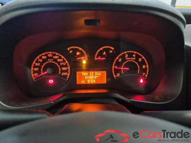 FIAT FIORINO / 2016 / 4P / VETT. FURGONATA 1.3 MULTIJET 95 CV E6D-TEMP SX #4