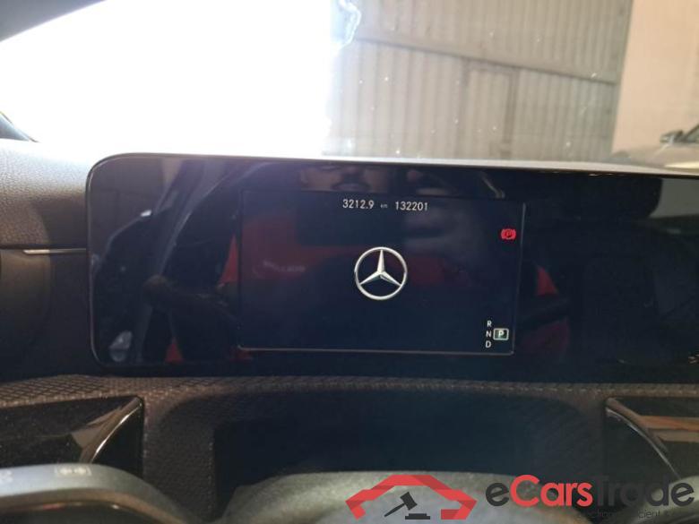 MERCEDES-BENZ CLASSE A / 2018 / 5P / BERLINA A 180 D AUTOMATIC BUSINESS #4