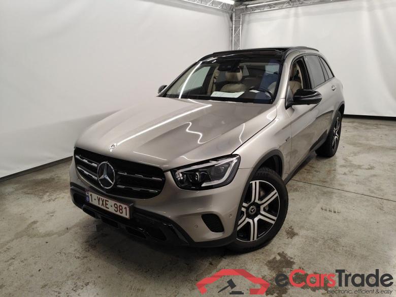 Mercedes-Benz GLC GLC 300 de 4MATIC 5d #1