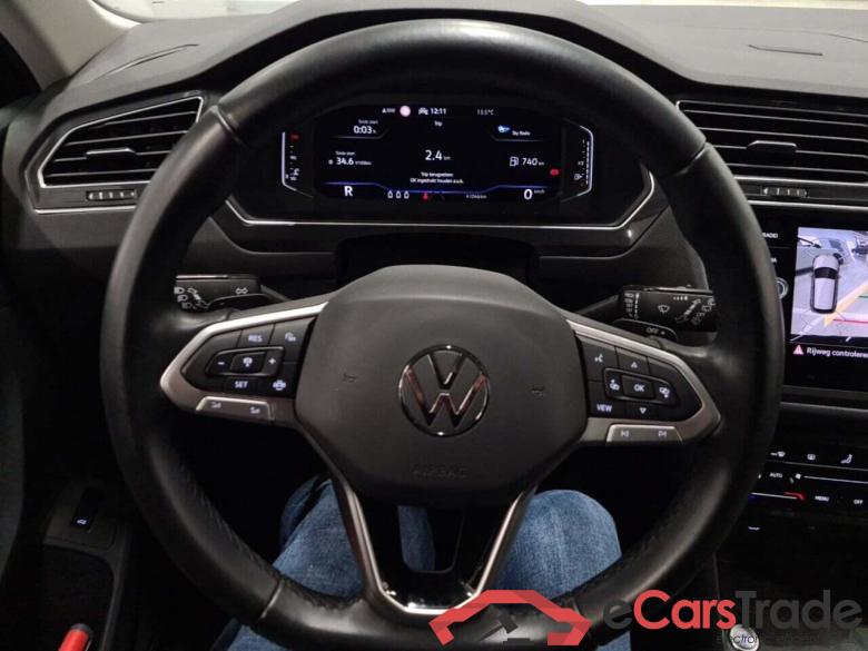 VOLKSWAGEN Tiguan 1.5 TSI Life Business DSG #6