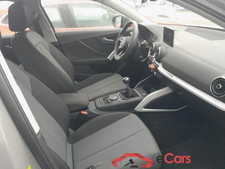 AUDI Q2 / 2016 / 5P / todoterreno Design 30 TFSI 85kW (116CV) #6