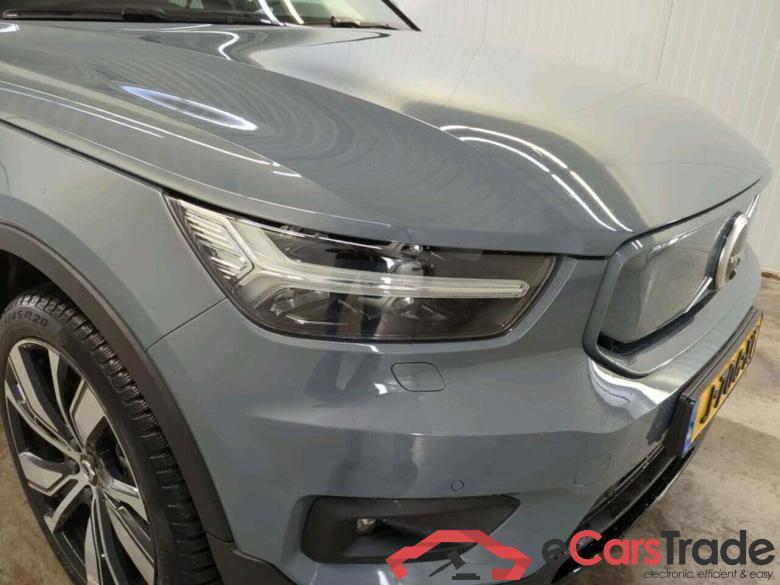 VOLVO XC40 Recharge P8 AWD RDes #6
