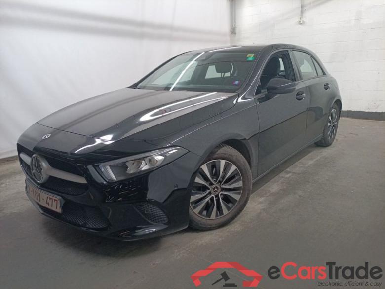 Mercedes-Benz A-Klasse A 180 Business Solution Aut. 5d #1