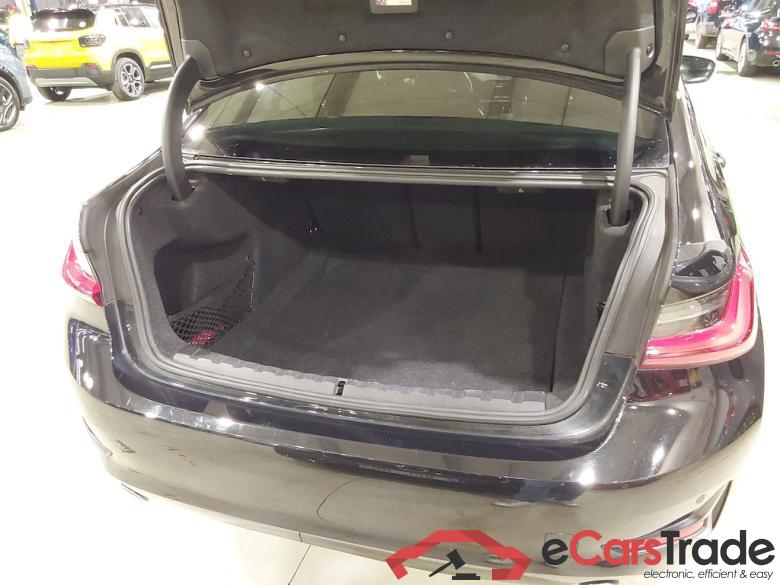 BMW 3 SERIES BERLINE 2.0 318DA (100KW) BERLINE #3