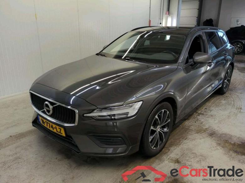 VOLVO V60 2.0 B3 Mom. Adv. #1