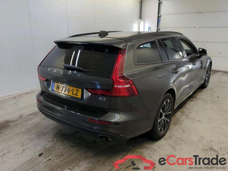 VOLVO V60 2.0 B3 Mom. Adv. #2