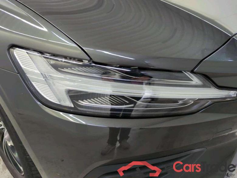 VOLVO V60 2.0 B3 Mom. Adv. #4