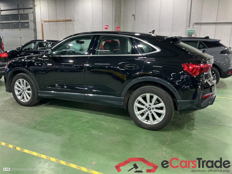 AUDI Q3 Sportback 1.4 45 TFSI E S TRONIC #3