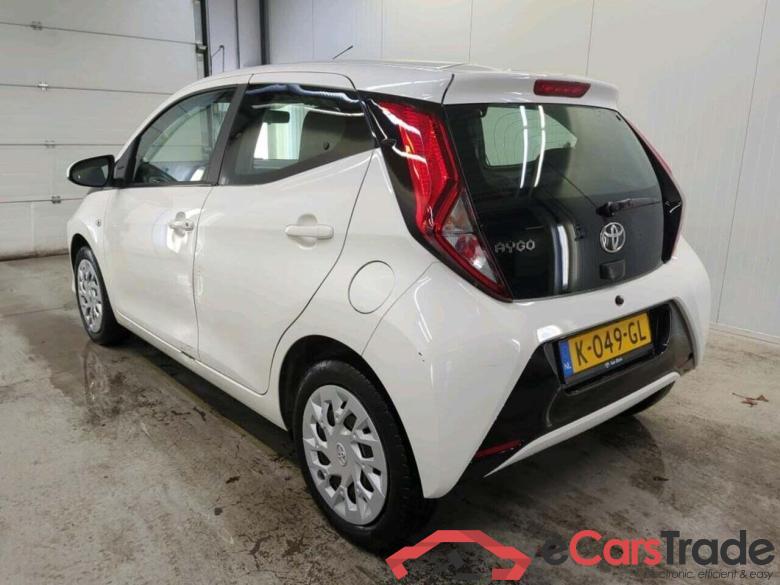 TOYOTA Aygo 1.0 VVT-i x-play #6