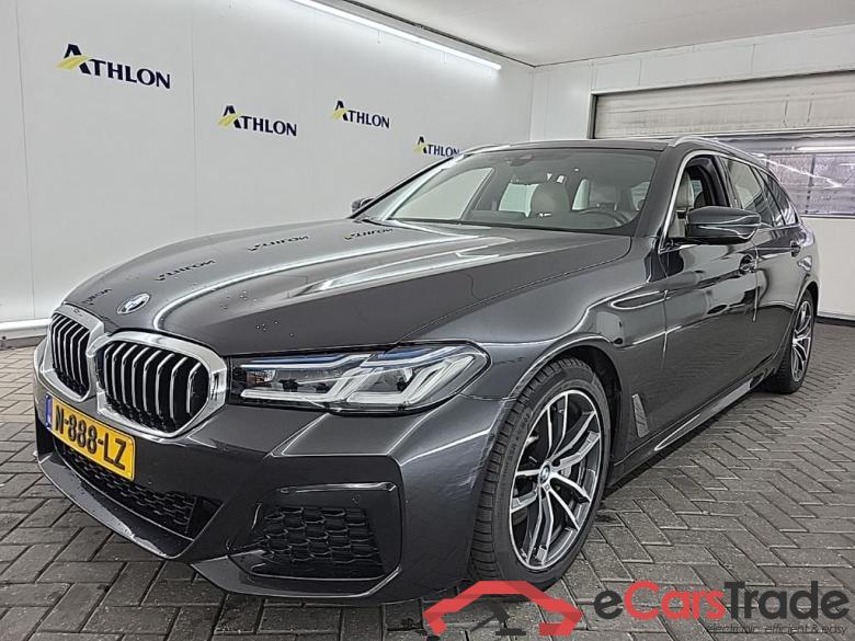 BMW 5-serie Touring 530iA Business Edition Plus 5D 185kW #1