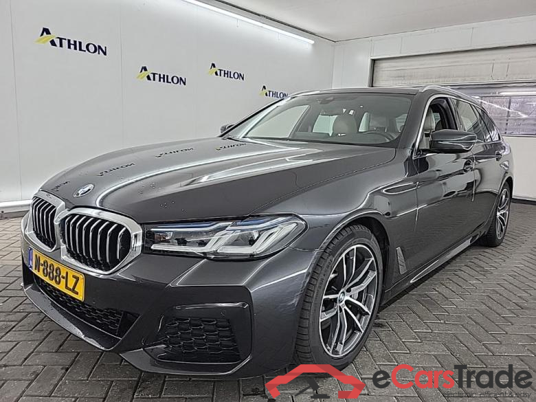 BMW 5-serie Touring 530iA Business Edition Plus 5D 185kW