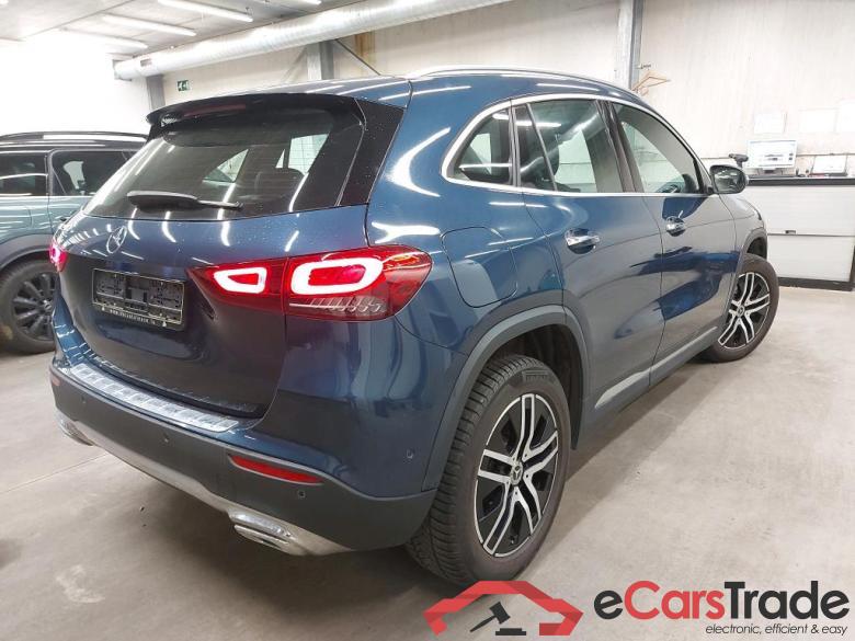 MERCEDES - MER GLA 250e 218PK DCT Business Solution Plus With Driver Assistane Pack & Smartphone Integration & DC Charging 24kwh & Towing Hook With ESP  * HYBRID * * HYBRID * #2