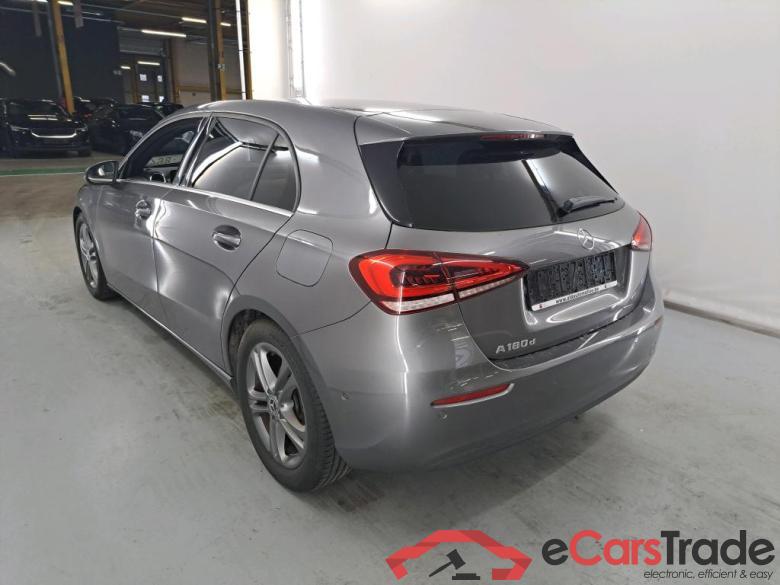 MERCEDES-BENZ CLASSE A DIESEL (W177) A 180 d Launch Edition (EU6d-TEMP) STOCK #3