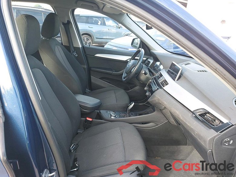 BMW X1 / 2019 / 5P / todoterreno sDrive18d #6