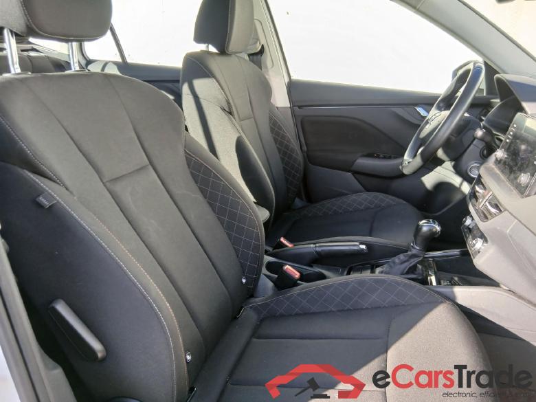 SKODA Kamiq 1.0 TSI 81kW (110CV) DSG Ambition (CX) #6