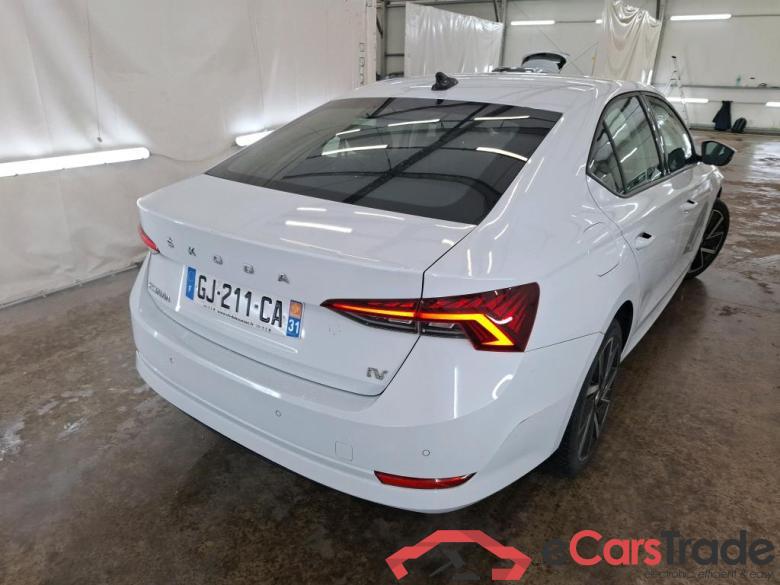 SKODA Octavia / 2020 / 5P / Berline 1.4 TSI PHEV iV 204 DSG6e Business #3
