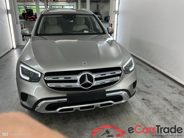 MERCEDES-BENZ GLC 2.0 GLC 300 DE 4MATIC 4WD AUTO #1