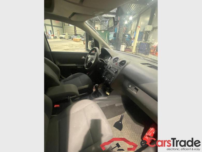 VOLKSWAGEN Caddy Maxi Life 2PLC Caddy Maxi Trendline 7-zetels Wielbasis 3006 mm Totaal gewicht  Motor 1.6 TDI 102pk (75KW) Versnellingsbak #5