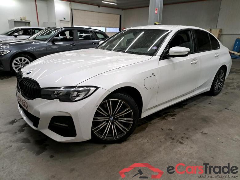BMW - BMW 3 BERLINE 330e 292PK M Sport Pack Business Plus With Heated Seats & Harman Kardon Sound & Adaptive M Suspension & Comfort Entry  * HYBRID * #1