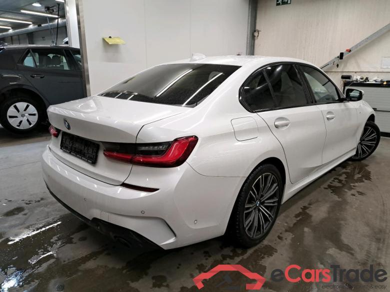 BMW - BMW 3 BERLINE 330e 292PK M Sport Pack Business Plus With Heated Seats & Harman Kardon Sound & Adaptive M Suspension & Comfort Entry  * HYBRID * #2