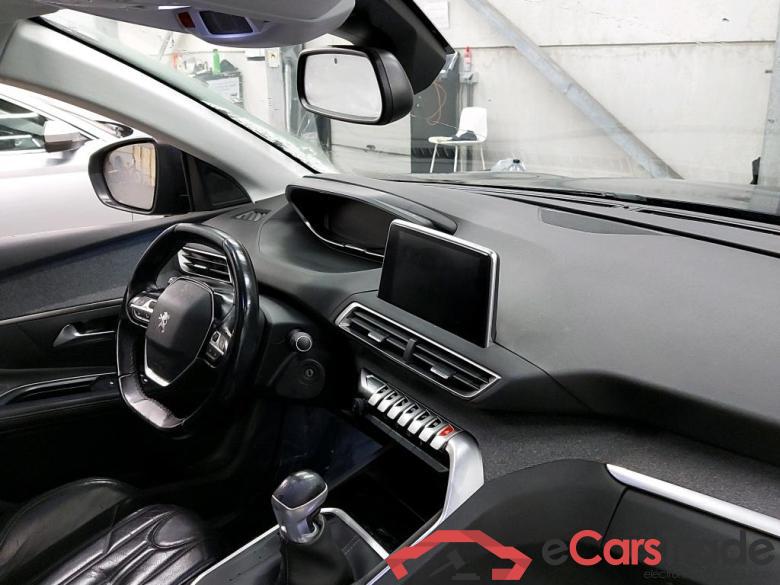 PEUGEOT - PEU 5008 BlueHDi 130PK Allure & Safety Plus & VisioPark I & Pano Roof #3